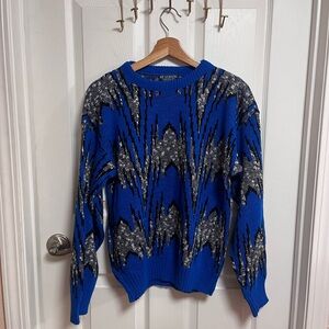 Amazing Retro 90’s Vintage Blue and Gray Crewneck Sweater
